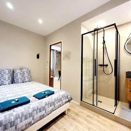 Appartement Le Sade 1er Et Le Sade 2nd - 2 Au Coeur D'antibes *