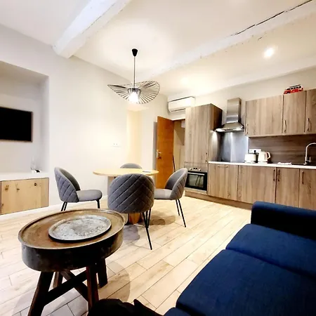 Le Sade 1er Et Le Sade 2nd - 2 Au Coeur D'antibes *