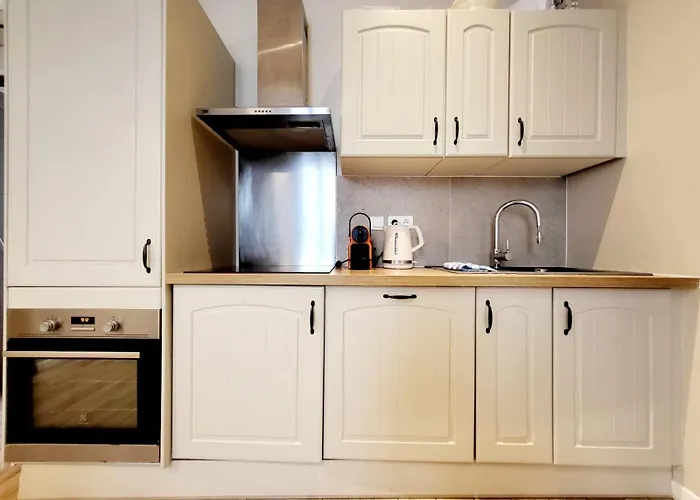 Le Sade 1er Et Le Sade 2nd - 2 Au Coeur D'antibes Daire *