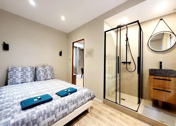 Daire Le Sade 1er Et Le Sade 2nd - 2 Au Coeur D'antibes *