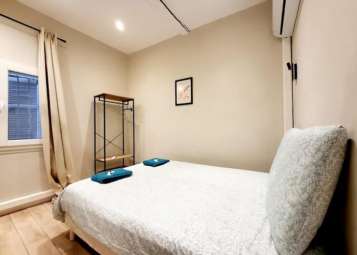 Le Sade 1er Et Le Sade 2nd - 2 Au Coeur D'antibes * Antibes